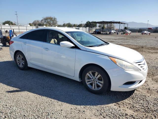 Photo 4 from auction – 2013 HYUNDAI SONATA GLS with VIN 5NPEB4AC3DH678170