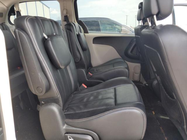 Photo 11 from auction – 2014 CHRYSLER TOWN & COU with VIN 2C4RC1BG9ER434865