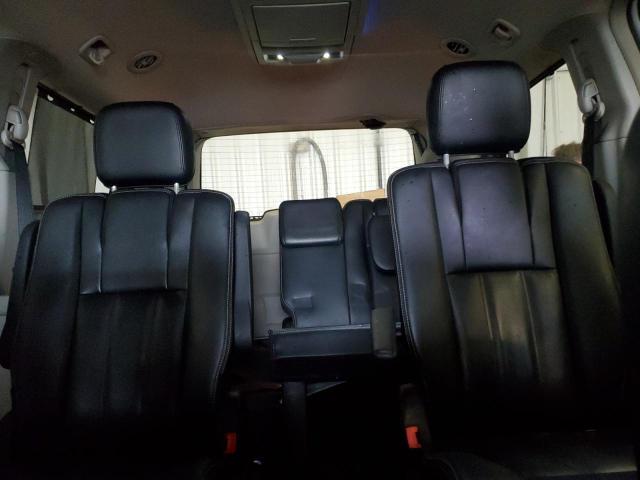 Photo 10 from auction – 2014 CHRYSLER TOWN & COU with VIN 2C4RC1CG7ER460959