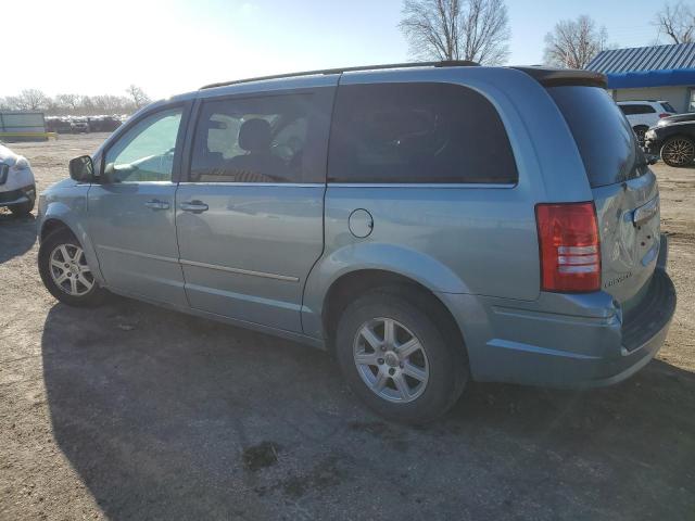 Photo 2 from auction – 2010 CHRYSLER TOWN & COU with VIN 2A4RR5D14AR308903