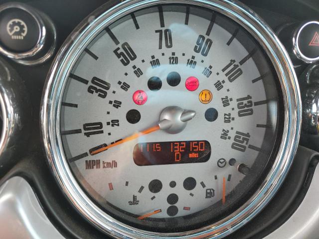 Photo 9 from auction – 2008 MINI COOPER with VIN WMWRF33588TG18367