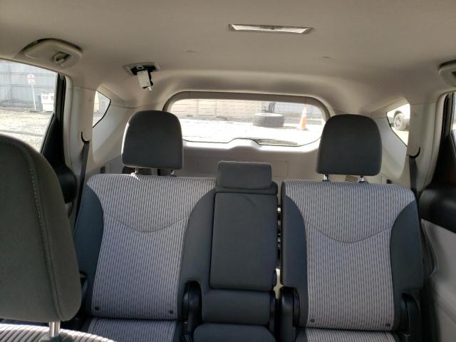 Photo 10 from auction – 2015 TOYOTA PRIUS V with VIN JTDZN3EU2FJ029833