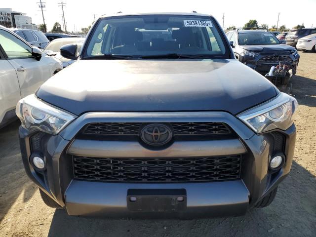 Photo 5 from auction – 2019 TOYOTA 4RUNNER SR with VIN JTEBU5JR4K5696788