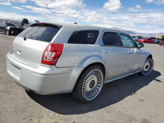 Photo 3 from auction – 2005 DODGE MAGNUM SE with VIN 2D4FV48T15H642766