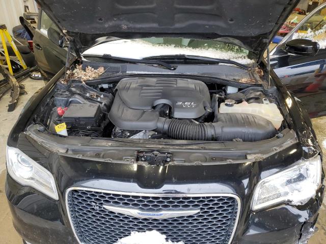 Photo 11 from auction – 2018 CHRYSLER 300 TOURIN with VIN 2C3CCARG2JH292262