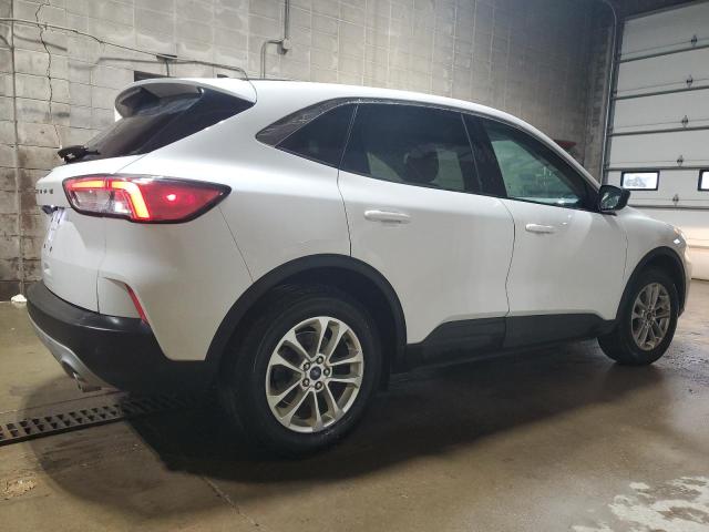 Photo 3 from auction – 2022 FORD ESCAPE SE with VIN 1FMCU0G61NUB30571