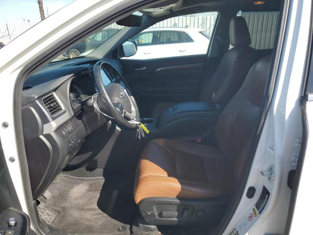 Снимка 7 от търг – 2017 TOYOTA HIGHLANDER с VIN 5TDDZRFH0HS383911