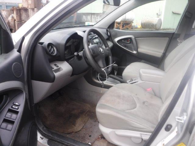 Photo 7 from auction – 2009 TOYOTA RAV4 with VIN JTMBF35V395007280