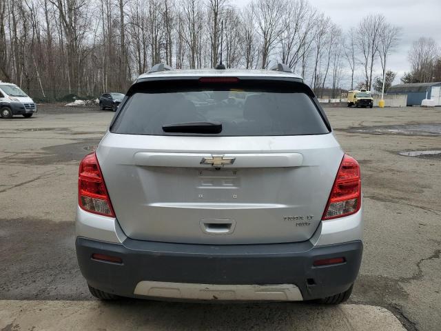Photo 6 from auction – 2016 CHEVROLET TRAX 1LT with VIN 3GNCJPSB8GL258224