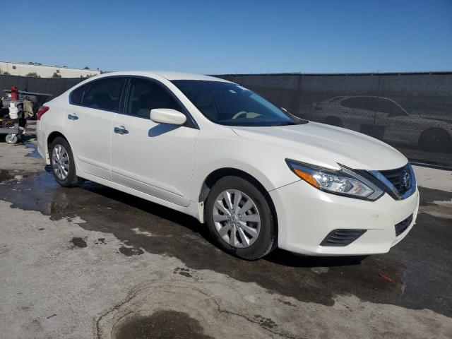 Photo 4 from auction – 2016 NISSAN ALTIMA 2.5 with VIN 1N4AL3AP5GN317459