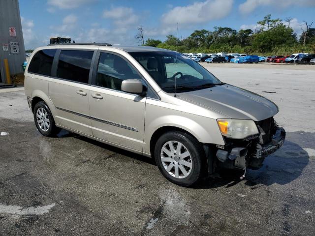 Photo 4 from auction – 2014 CHRYSLER TOWN & COU with VIN 2C4RC1BG0ER111790