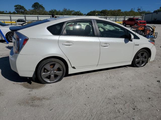 Photo 3 from auction – 2015 TOYOTA PRIUS with VIN JTDKN3DU4F0413282