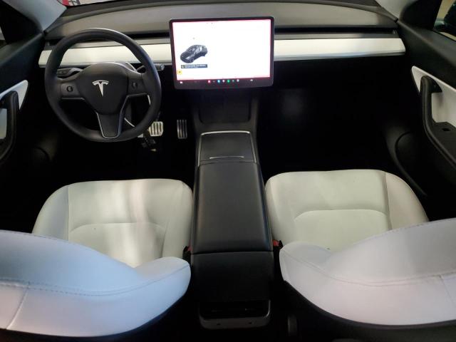 Снимка 8 от търг – 2022 TESLA MODEL Y с VIN 7SAYGDEF2NF341379