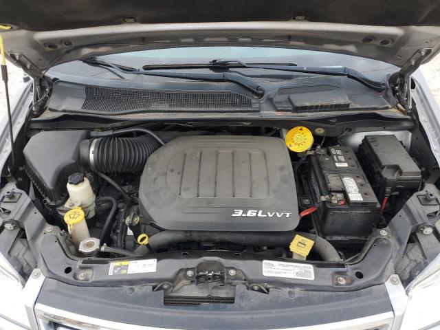 Photo 12 from auction – 2016 CHRYSLER TOWN & COU with VIN 2C4RC1BG1GR288755