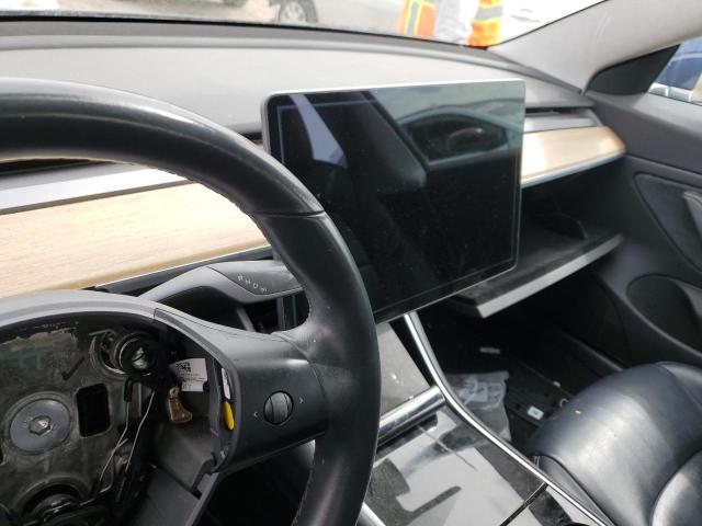 Photo 9 from auction – 2017 TESLA MODEL 3 with VIN 5YJ3E1EAXHF000493