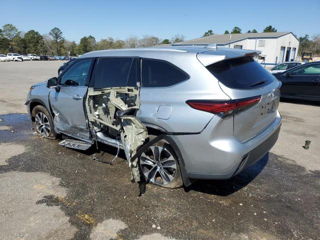 Photo 2 from auction – 2022 TOYOTA HIGHLANDER with VIN 5TDGZRAH3NS131604