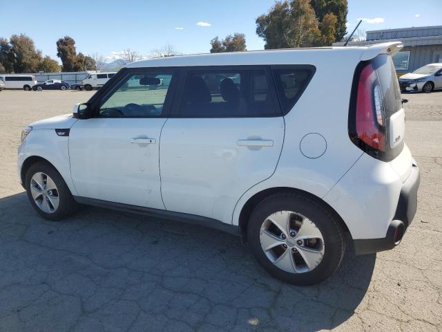 Photo 2 from auction – 2014 KIA SOUL with VIN KNDJN2A20E7021737