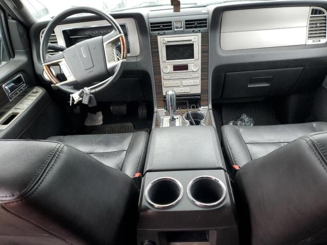 Photo 8 from auction – 2008 LINCOLN NAVIGATOR with VIN 5LMFL28558LJ12017