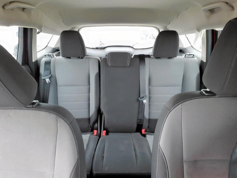 Photo 10 from auction – 2019 FORD ESCAPE S with VIN 1FMCU0F71KUA99182