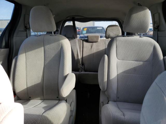 Photo 10 from auction – 2018 TOYOTA SIENNA L with VIN 5TDZZ3DCXJS931025