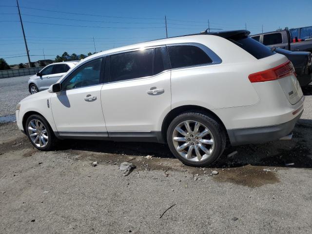 Photo 2 from auction – 2010 LINCOLN MKT with VIN 2LMHJ5FR8ABJ25976