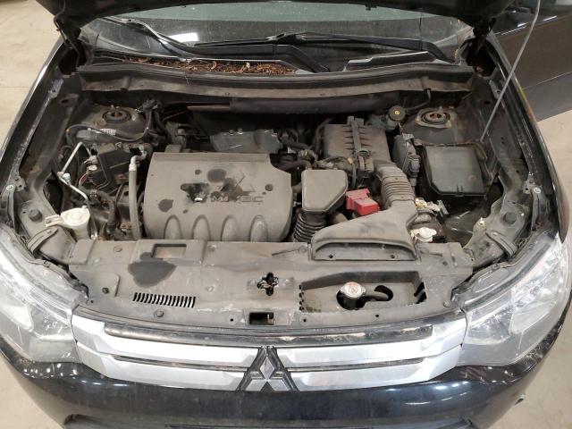 Photo 12 from auction – 2015 MITSUBISHI OUTLANDER with VIN JA4AZ3A35FZ011627