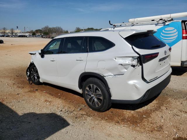 Photo 2 from auction – 2022 TOYOTA HIGHLANDER with VIN 5TDGZRAH9NS092131