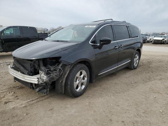 CHRYSLER PACIFICA T 2017 with VIN 2C4RC1EG5HR515748 - Photo from auction