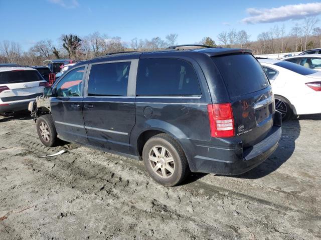 Photo 2 from auction – 2010 CHRYSLER TOWN & COU with VIN 2A4RR5D12AR129162