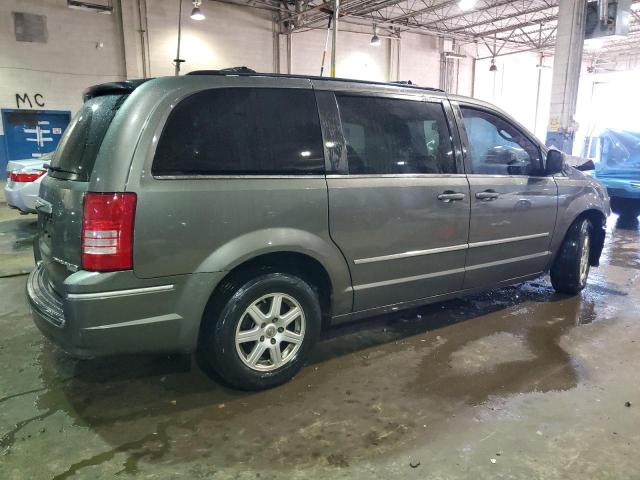 Photo 3 from auction – 2010 CHRYSLER TOWN & COU with VIN 2A4RR8D15AR392702