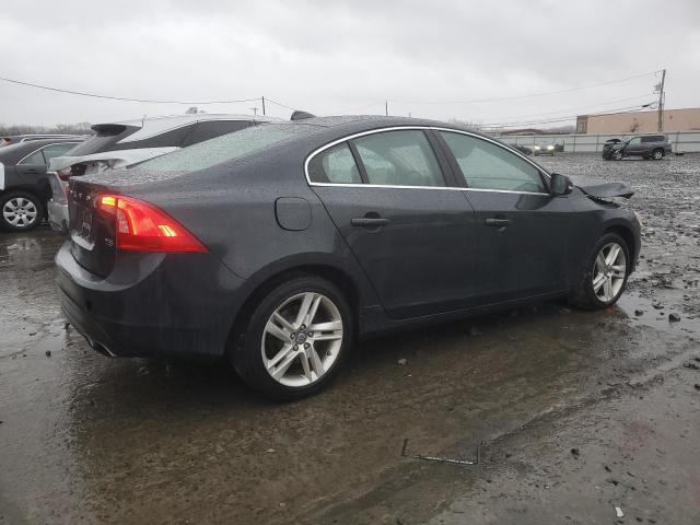 Photo 3 from auction – 2015 VOLVO S60 PLATIN with VIN YV140MFD9F1310678