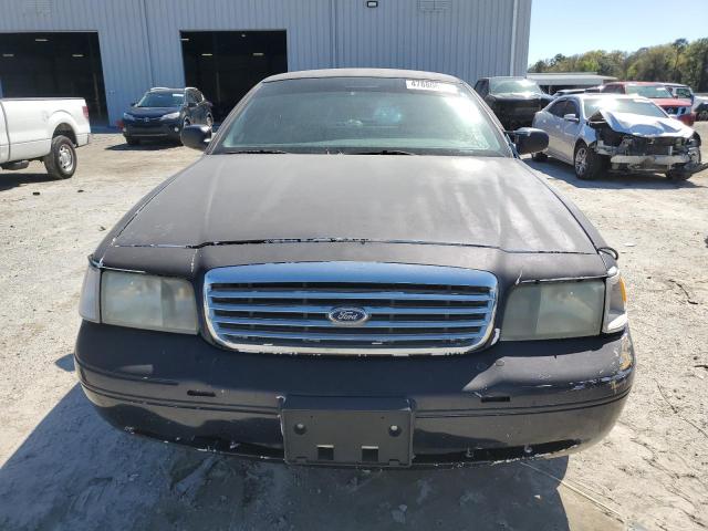 Photo 5 from auction – 2001 FORD CROWN VICT with VIN 2FAFP71W71X176814