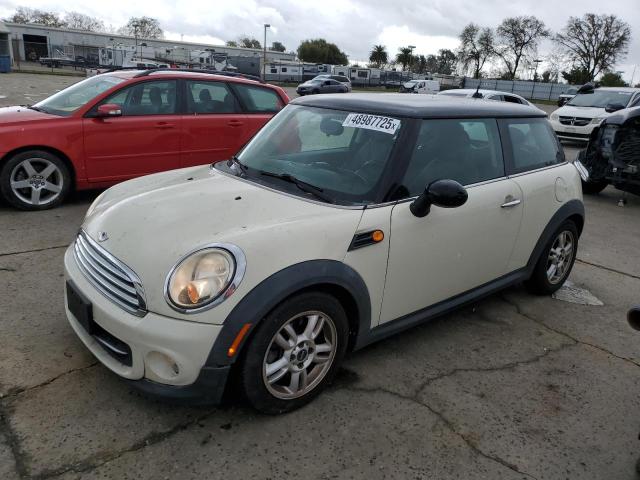 Снимка 1 от търг – 2011 MINI COOPER с VIN WMWSU3C59BT251152