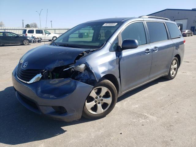 Photo 1 from auction – 2013 TOYOTA SIENNA LE with VIN 5TDKK3DC4DS377961