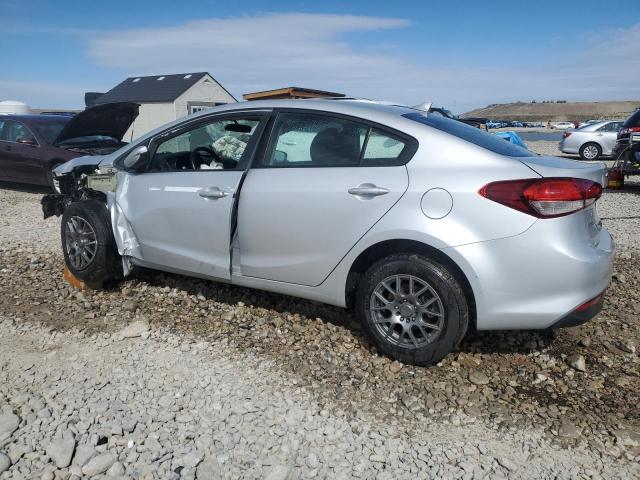 Снимка 2 от търг – 2017 KIA FORTE LX с VIN 3KPFK4A78HE010026
