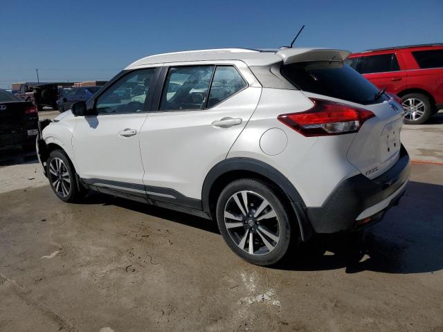 Photo 2 from auction – 2019 NISSAN KICKS S with VIN 3N1CP5CU7KL561809