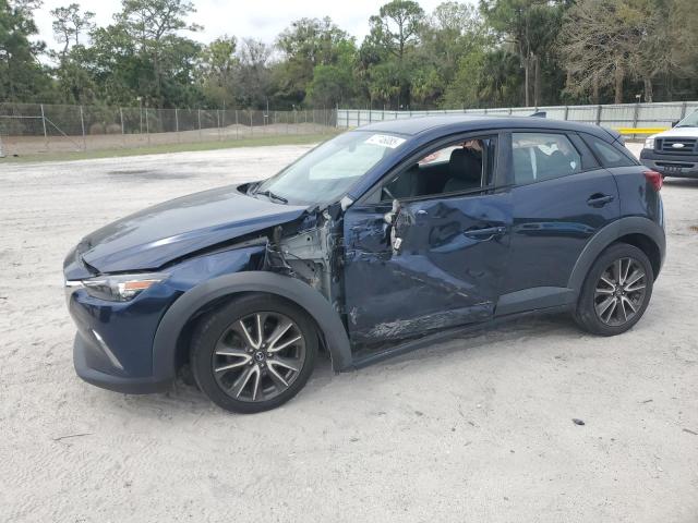MAZDA CX-3 TOURI 2017 مع رقم تعريف المركبة JM1DKFC78H0141837 - صورة من المزاد