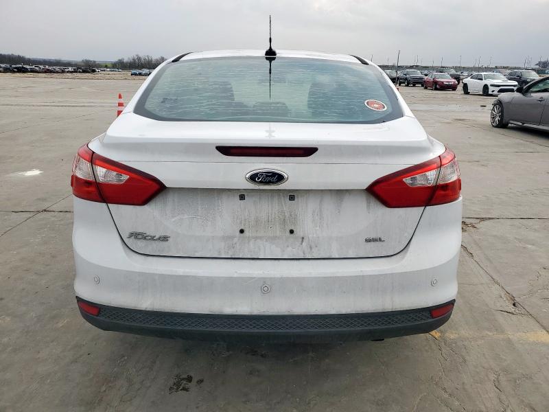 Photo 6 from auction – 2012 FORD FOCUS SEL with VIN 1FAHP3H28CL201143