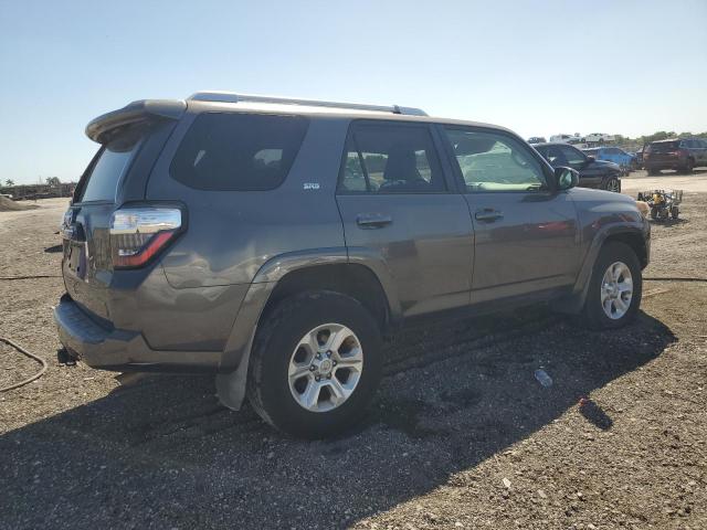 Photo 3 from auction – 2015 TOYOTA 4RUNNER SR with VIN JTEZU5JR4F5092453