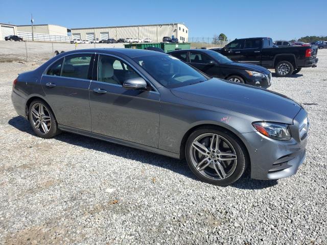 Photo 4 from auction – 2019 MERCEDES-BENZ E 300 with VIN WDDZF4JB3KA581087