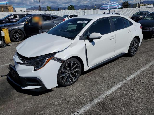TOYOTA COROLLA SE 2020 z numerem VIN 5YFS4RCE2LP026358 - Zdjęcie z aukcji