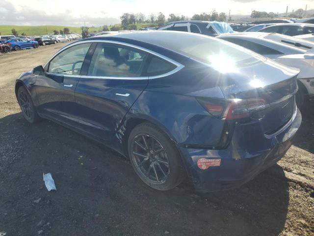 Снимка 2 от търг – 2018 TESLA MODEL 3 с VIN 5YJ3E1EA3JF102384