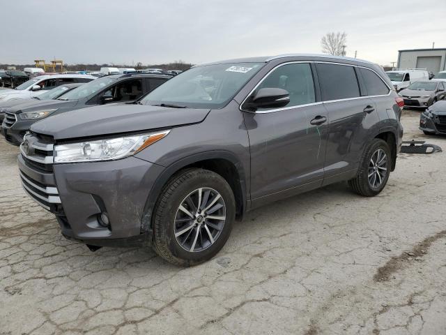 TOYOTA HIGHLANDER 2018 with VIN 5TDJZRFH2JS497739 - Photo from auction