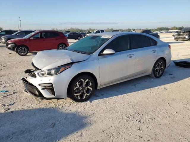 KIA FORTE FE 2019 with VIN 3KPF24AD7KE058792 - Photo from auction