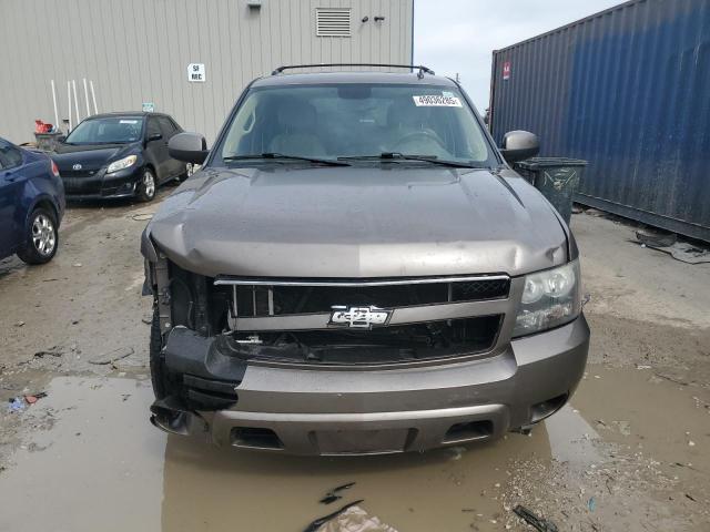 Photo 5 from auction – 2011 CHEVROLET SUBURBAN K with VIN 1GNSKHE3XBR334532