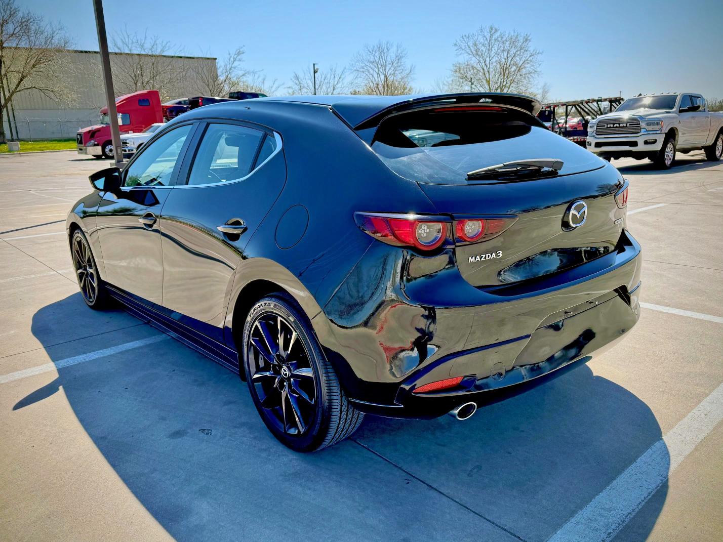 Photo 3 from auction – 2024 MAZDA 3 SELECT S with VIN JM1BPAKM5R1714160