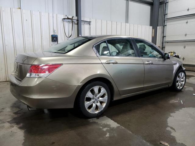Photo 3 from auction – 2014 FORD FUSION S with VIN 3FA6P0G7XER366022