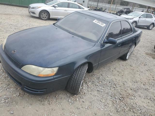 LEXUS ES 300 1994 with VIN JT8GK13T4R0033762 - Photo from auction