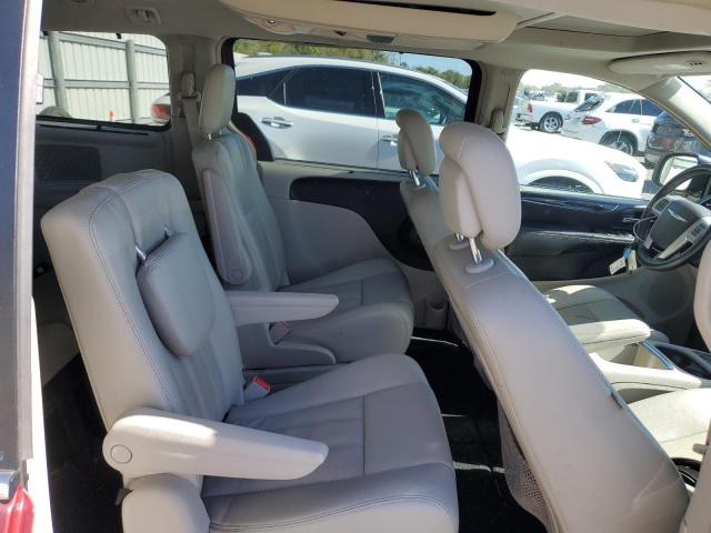 Photo 11 from auction – 2014 CHRYSLER TOWN & COU with VIN 2C4RC1CG8ER143725