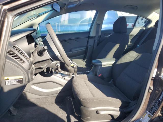 Photo 7 from auction – 2017 KIA FORTE LX with VIN 3KPFK4A75HE077828